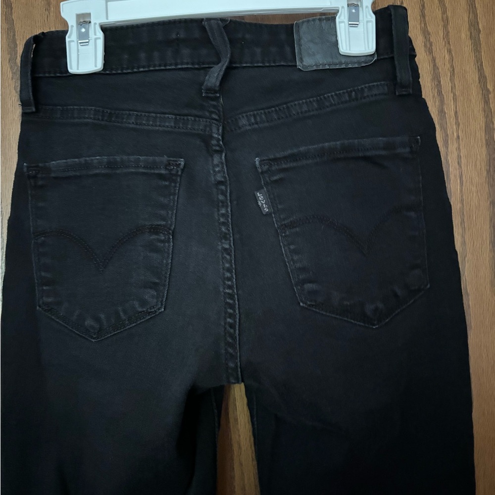 Black Levi bootcut jeans!🖤